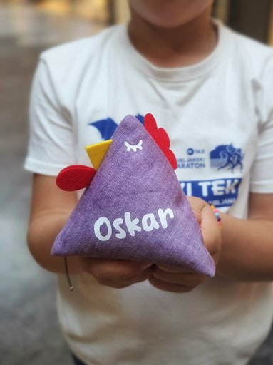 Oskar in njegova kura Sivka
